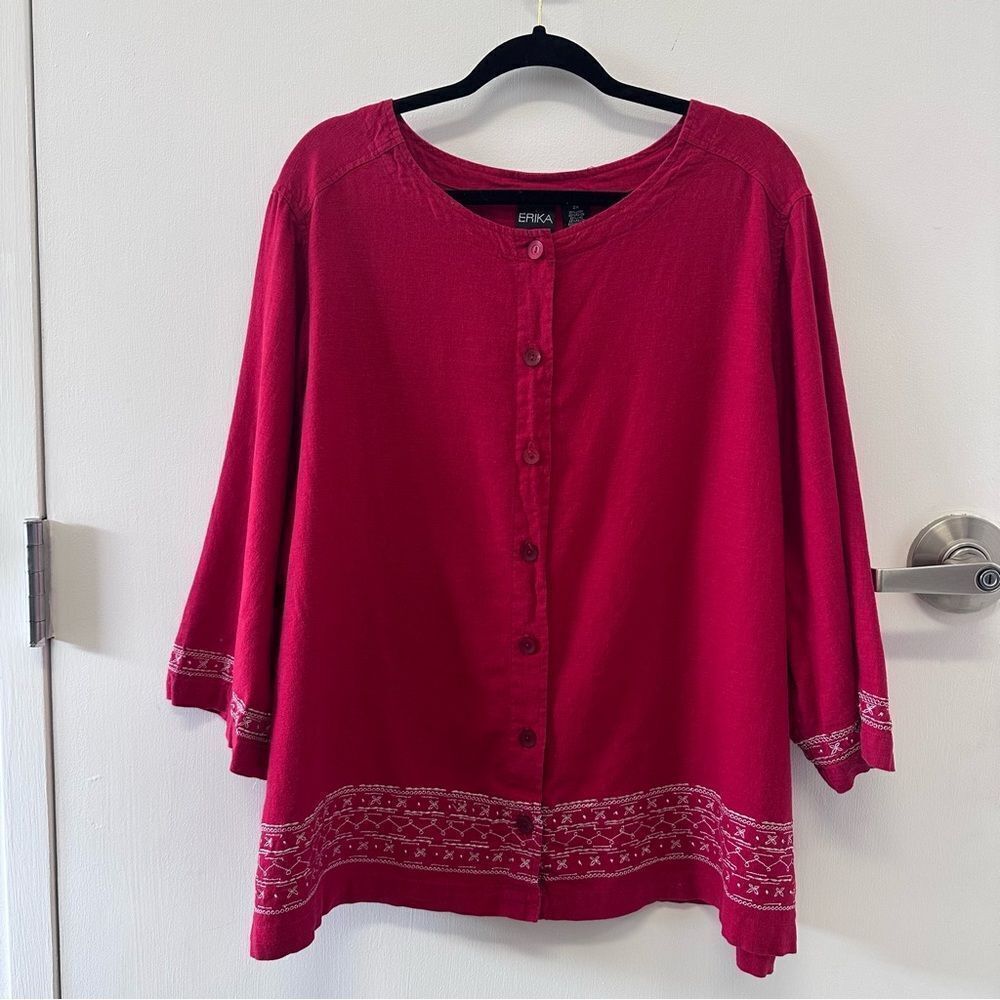⭐️ERIKA WOMAN‎ EMBROIDERED BUTTON FRONT BLOUSE